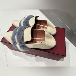 Bally Hamelia Ladies Bone Calf Leather Fur Pumps In US 6 (pre-owned)
